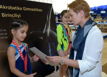 Bakıda qadın idman gimnastikası üzrə akrobatların çoxnövçülükdə yarışı başa çatıb. Azərbaycan, 4 dekabr 2015